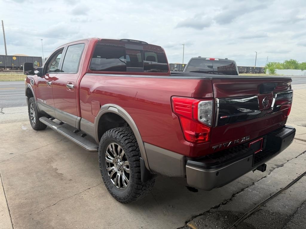 Nissan Titan XD SL 2WD Diesel 2017