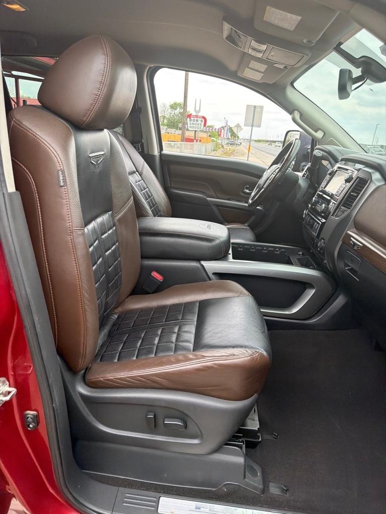 Nissan Titan XD SL 2WD Diesel 2017