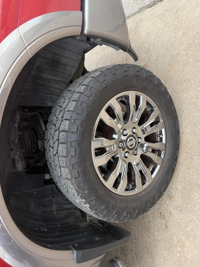 Nissan Titan XD SL 2WD Diesel 2017