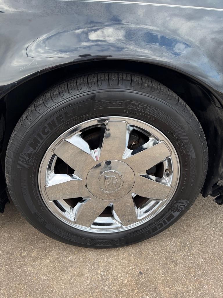 Cadillac DeVille DTS 2005