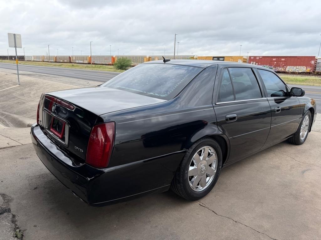 Cadillac DeVille DTS 2005
