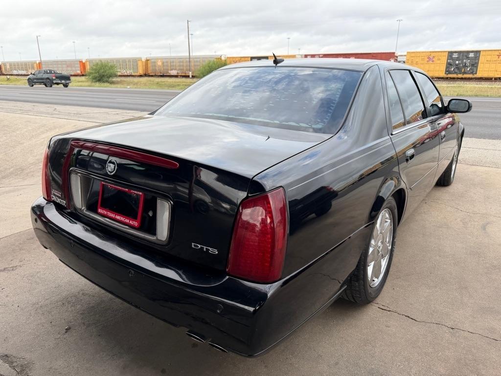 Cadillac DeVille DTS 2005