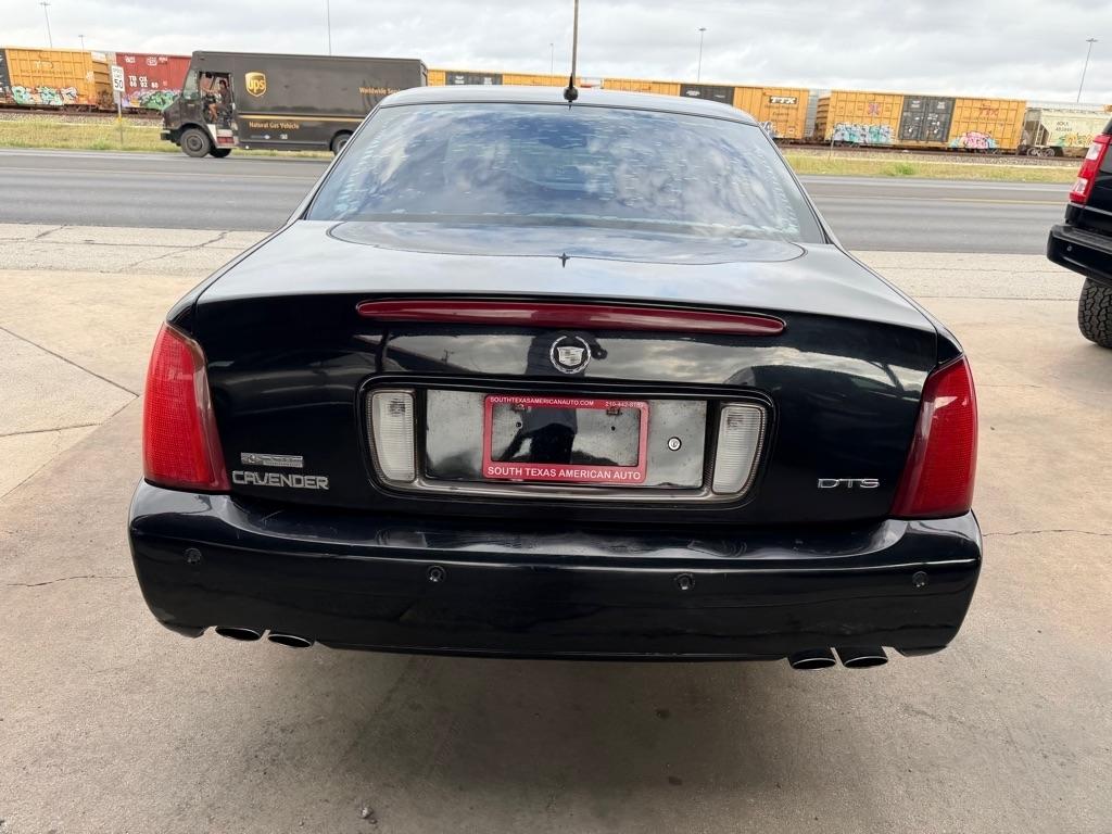 Cadillac DeVille DTS 2005