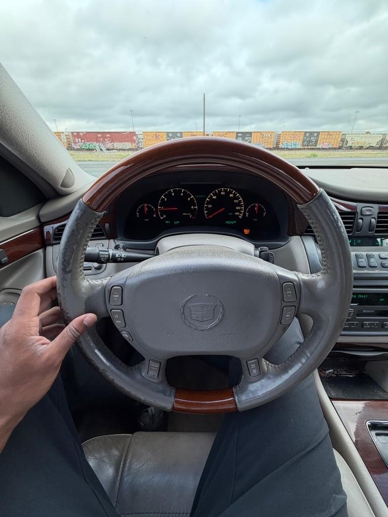 Cadillac DeVille DTS 2005