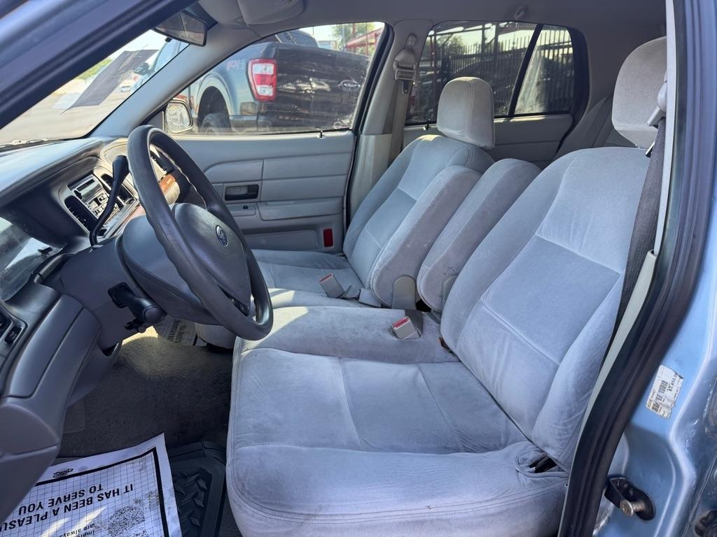 Ford Crown Victoria Police Interceptor 2003