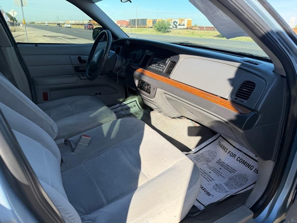 Ford Crown Victoria Police Interceptor 2003