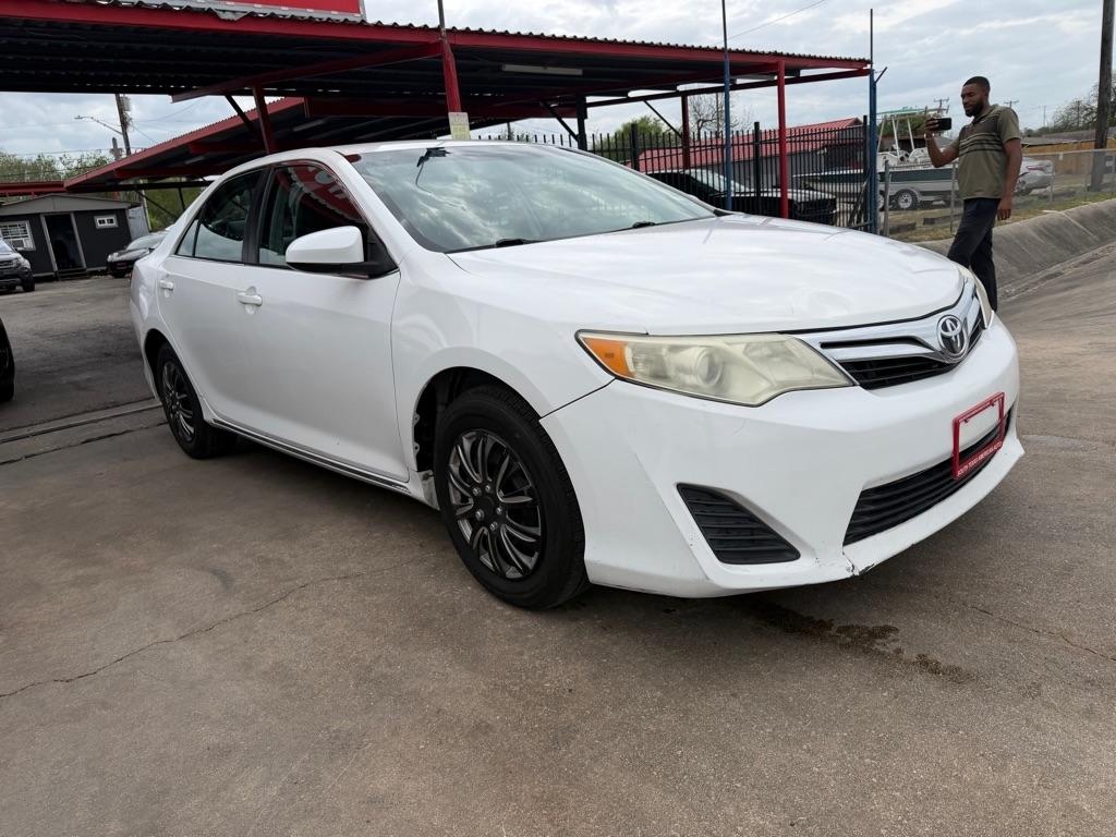 Toyota Camry L 2014
