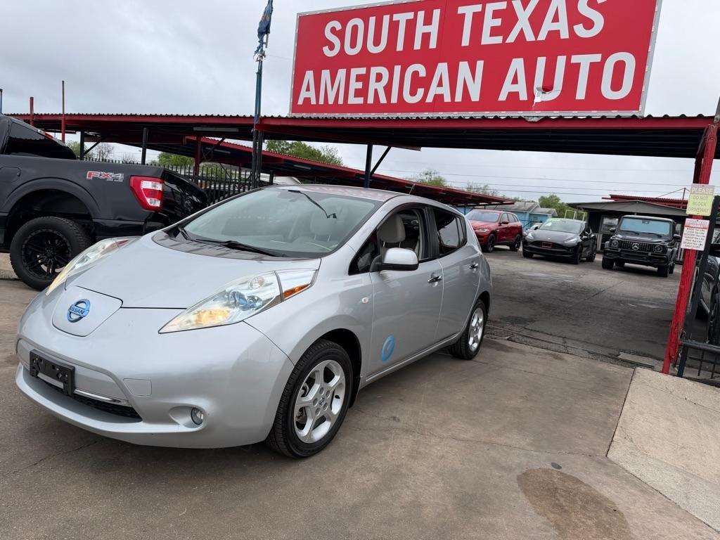 Nissan Leaf SV 2012