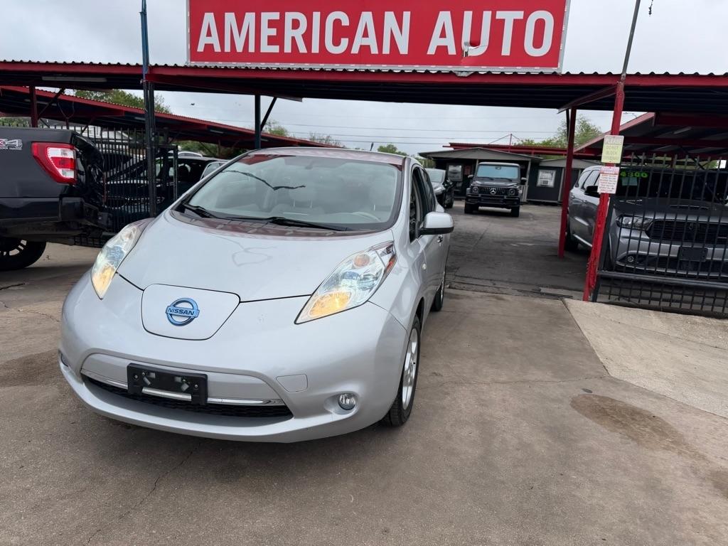 Nissan Leaf SV 2012