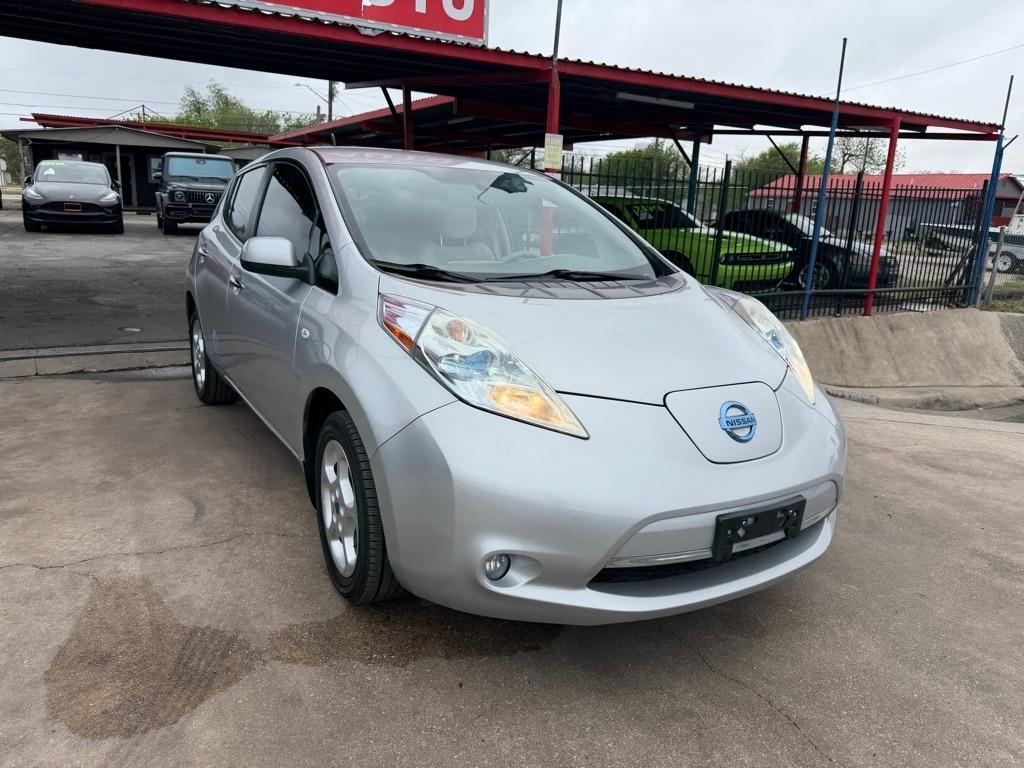 Nissan Leaf SV 2012