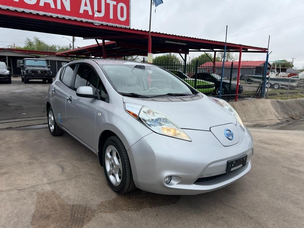 Nissan Leaf SV 2012