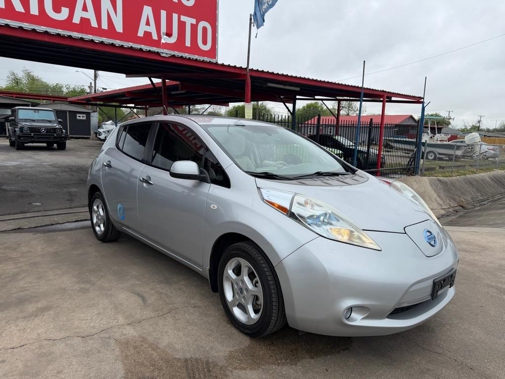Nissan Leaf SV 2012