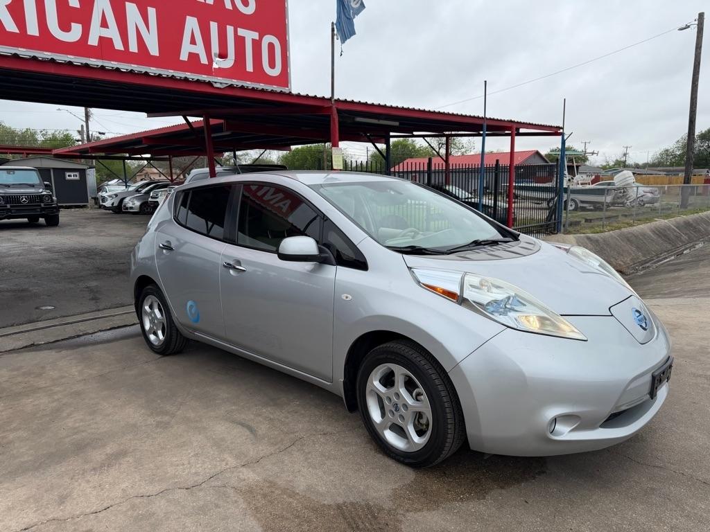 Nissan Leaf SV 2012