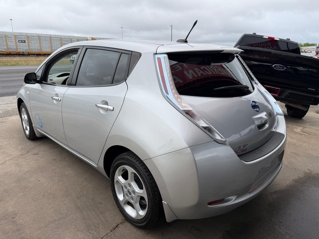 Nissan Leaf SV 2012