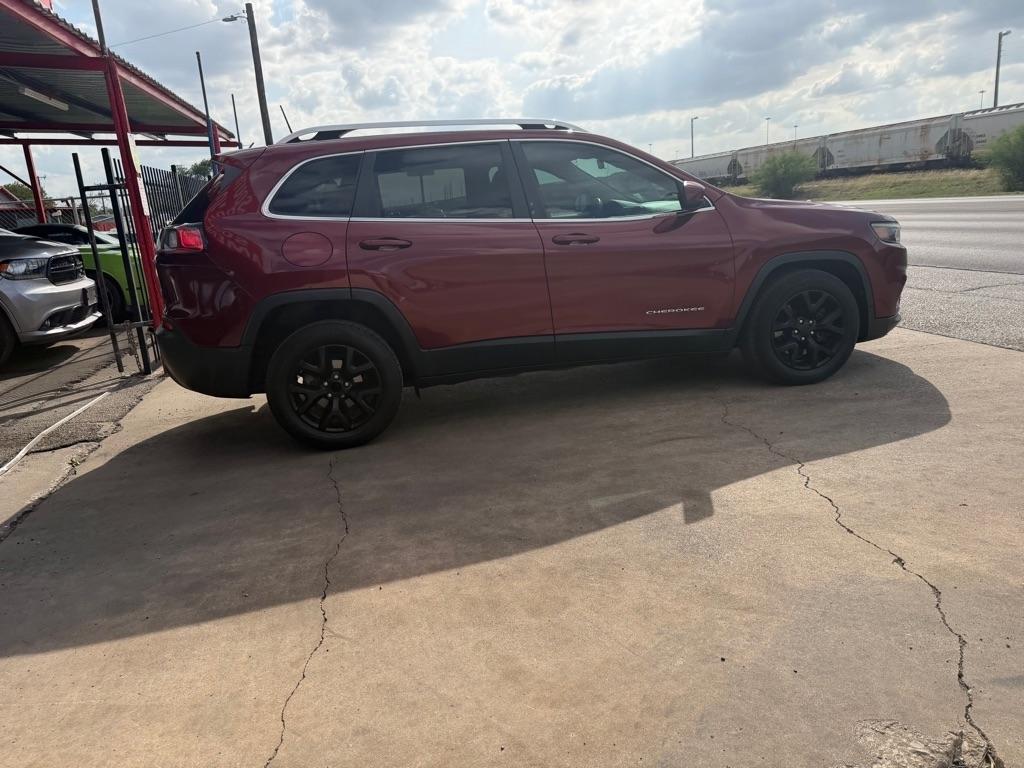 Jeep Cherokee Latitude FWD 2019