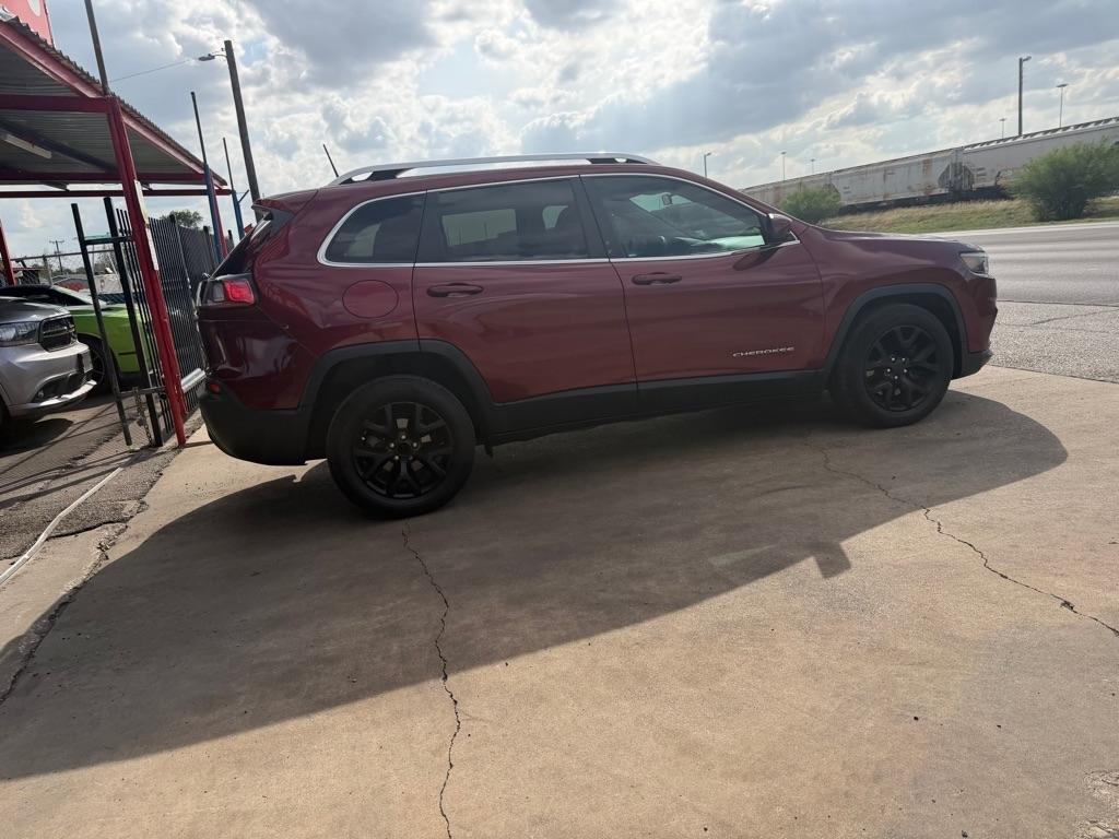 Jeep Cherokee Latitude FWD 2019