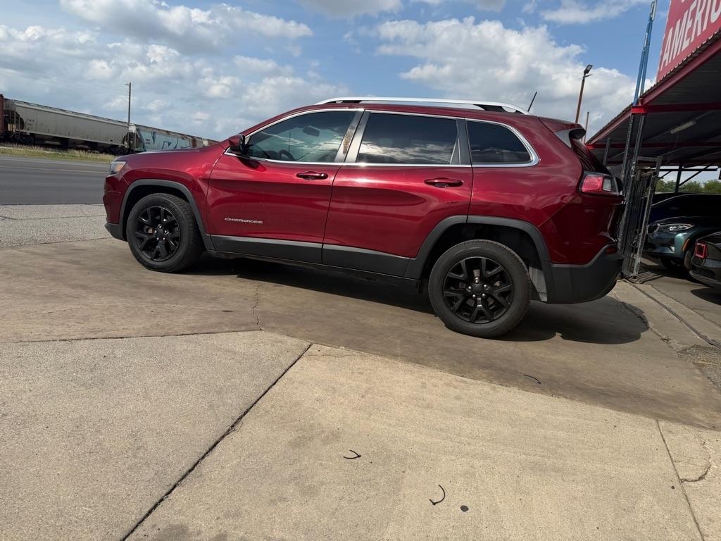 Jeep Cherokee Latitude FWD 2019