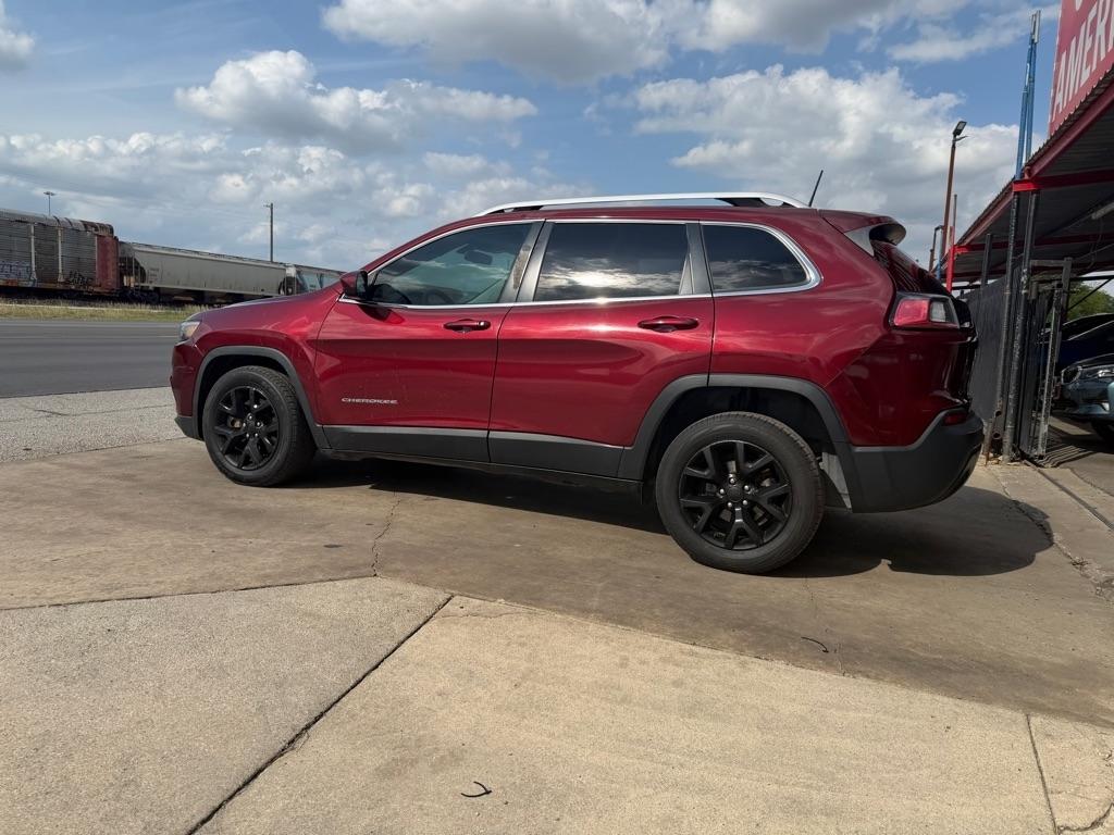 Jeep Cherokee Latitude FWD 2019