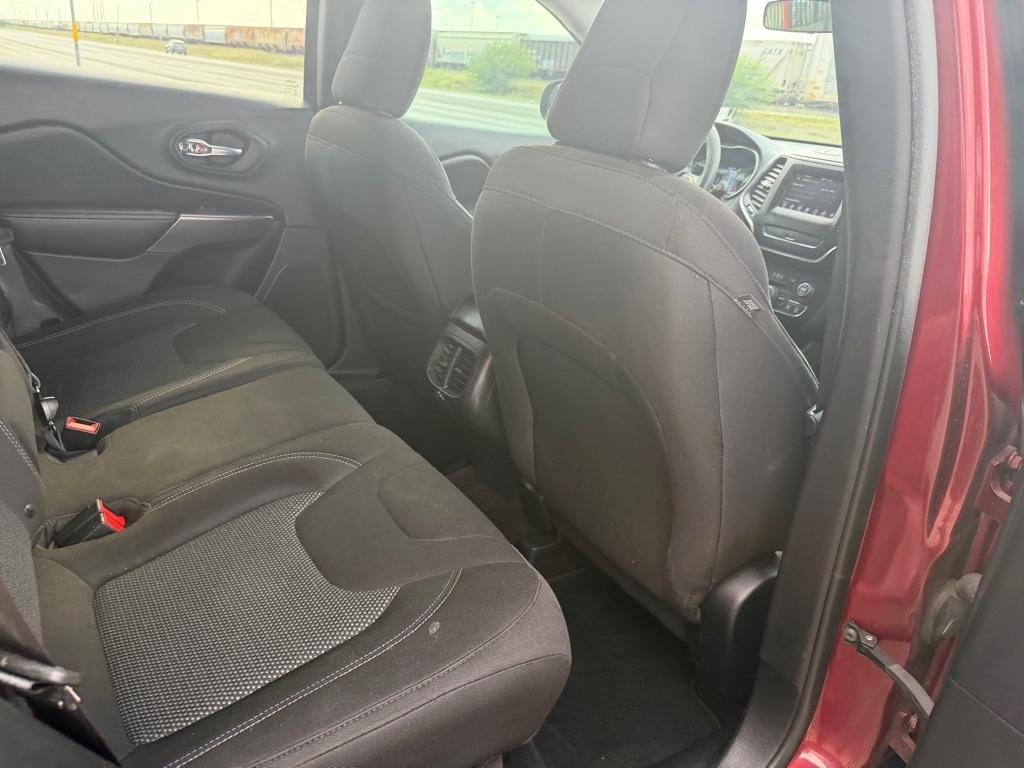 Jeep Cherokee Latitude FWD 2019