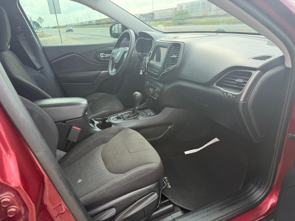 Jeep Cherokee Latitude FWD 2019