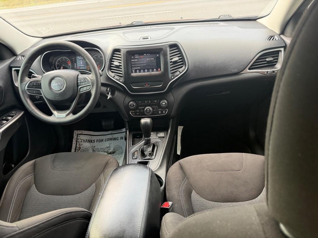 Jeep Cherokee Latitude FWD 2019