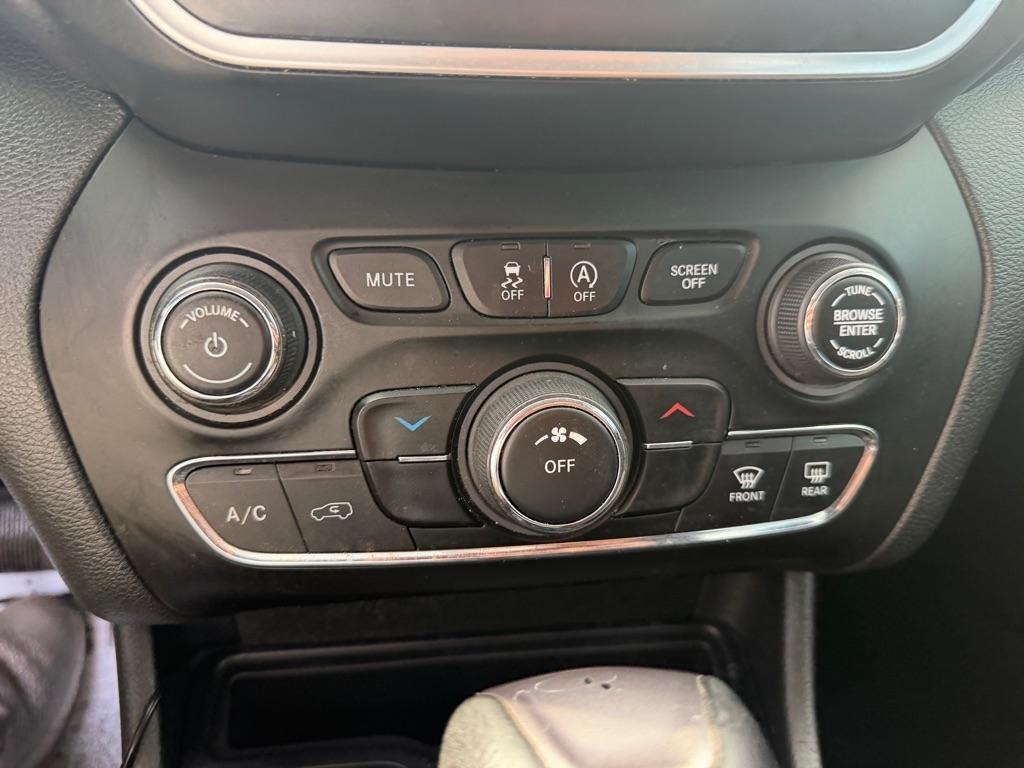 Jeep Cherokee Latitude FWD 2019