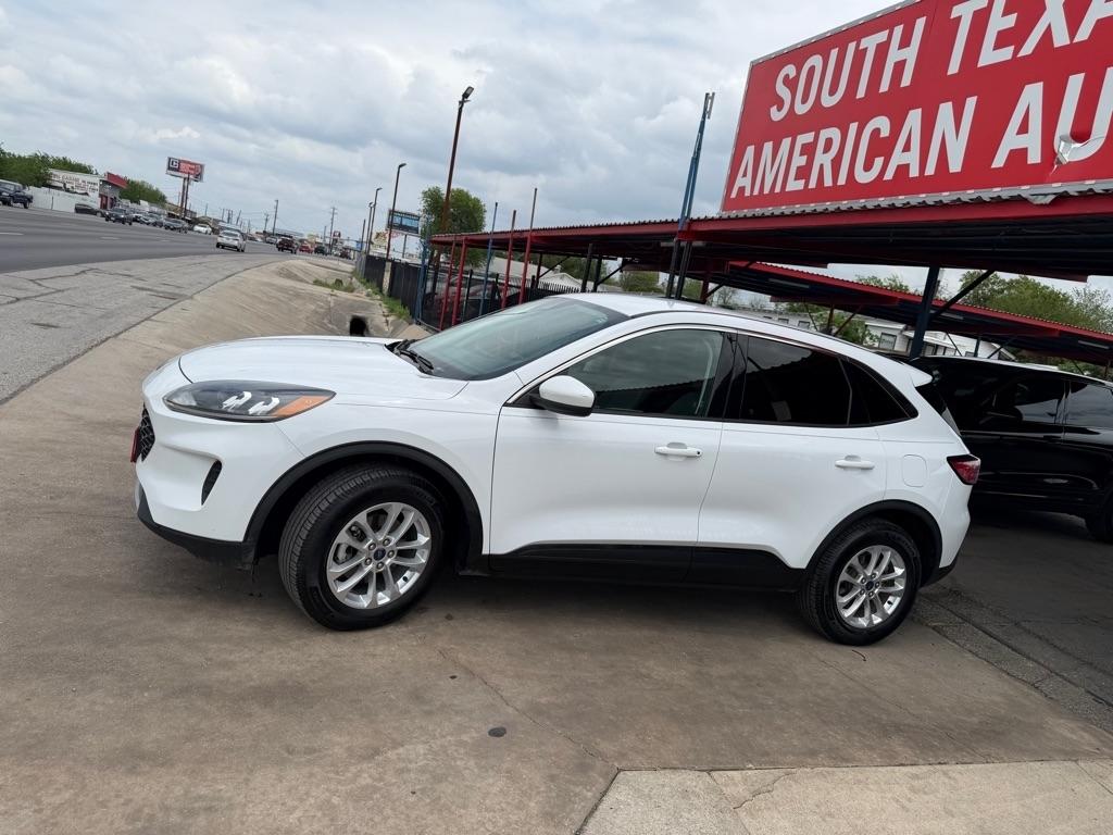 Ford Escape SE AWD 2021