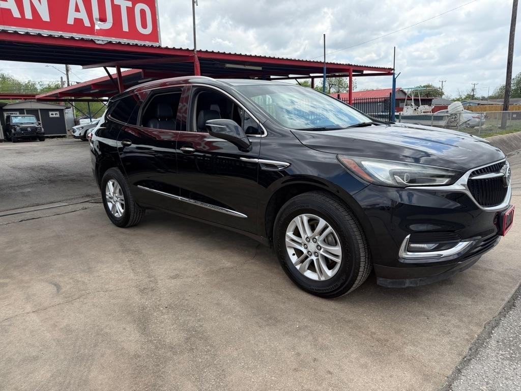 Buick Enclave Essence FWD 2018