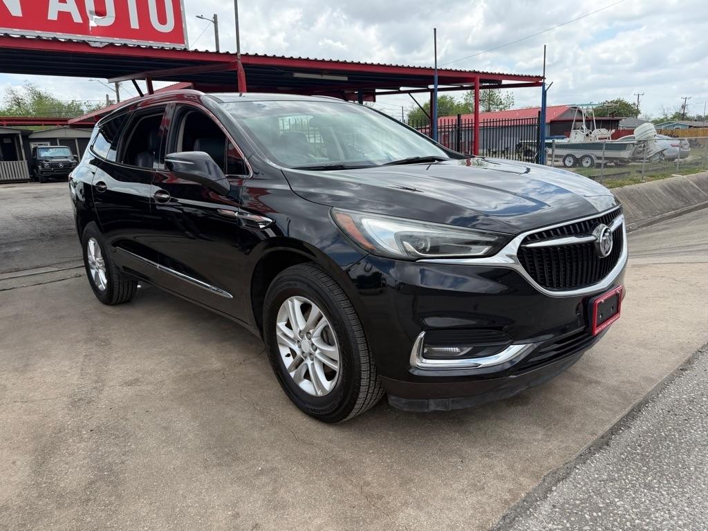 Buick Enclave Essence FWD 2018