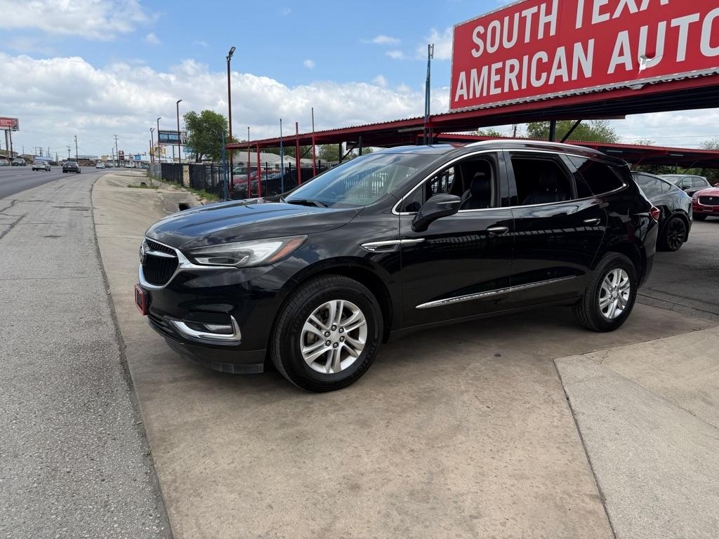 Buick Enclave Essence FWD 2018