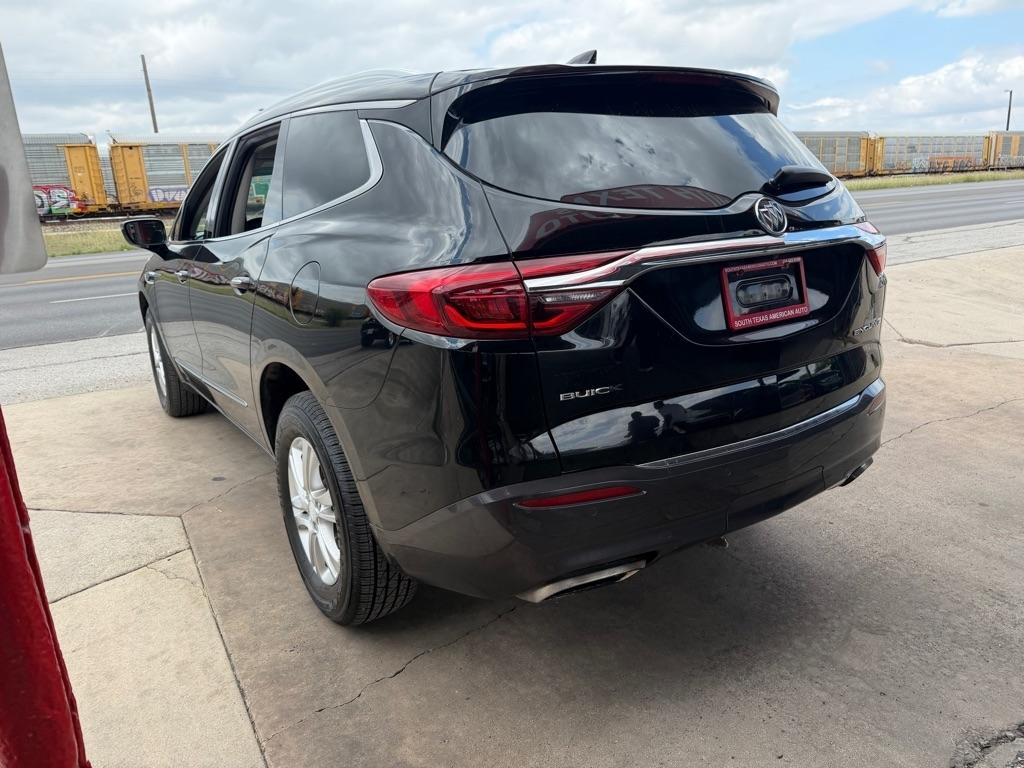 Buick Enclave Essence FWD 2018