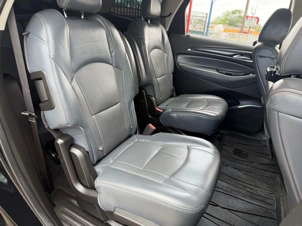 Buick Enclave Essence FWD 2018