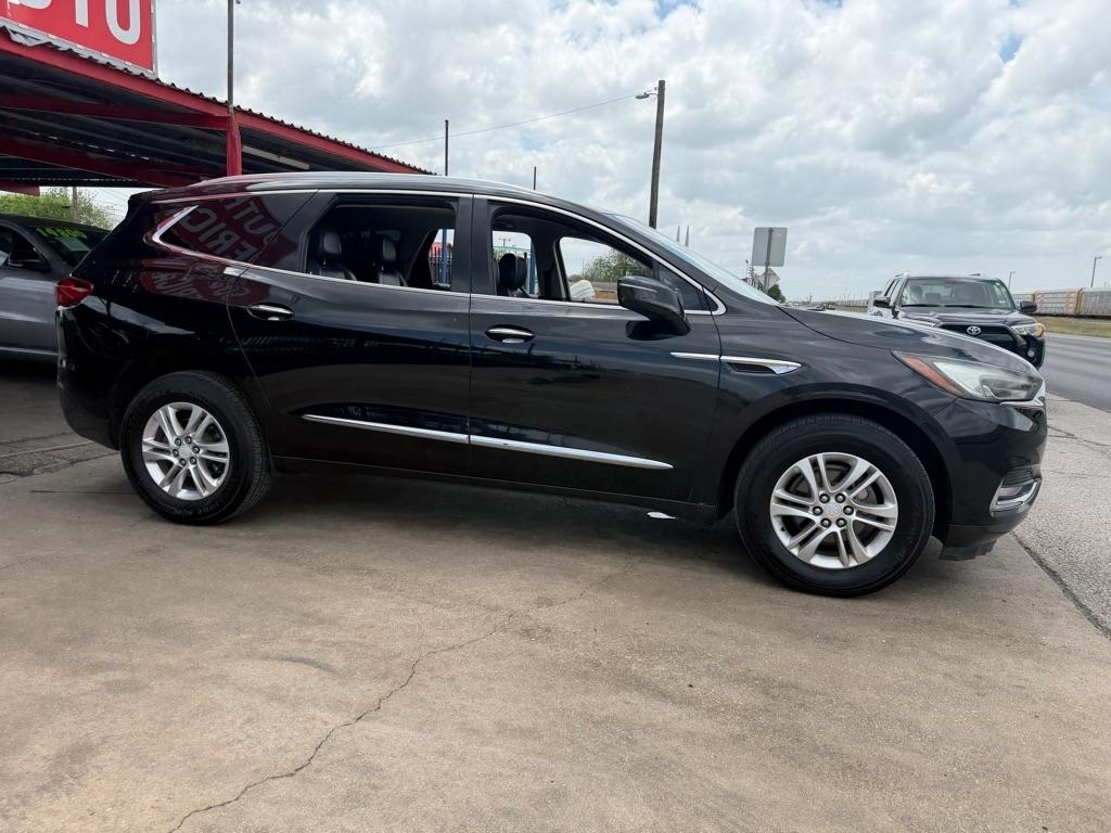 Buick Enclave Essence FWD 2018