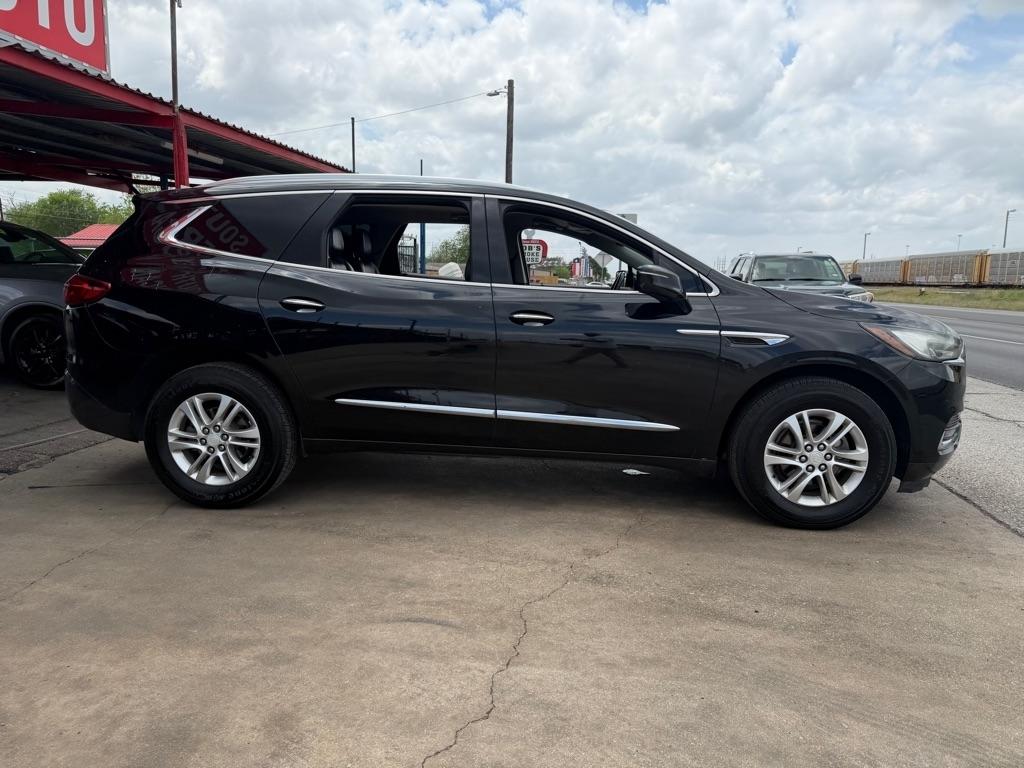 Buick Enclave Essence FWD 2018