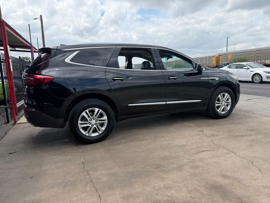 Buick Enclave Essence FWD 2018