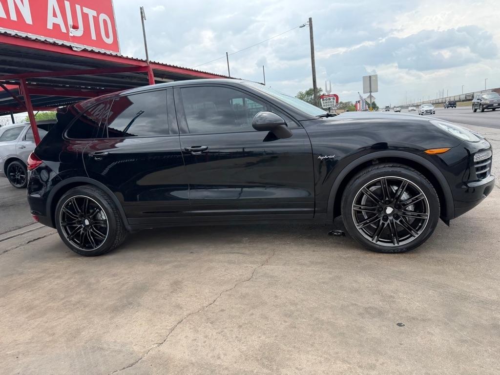 Porsche Cayenne Hybrid S 2014