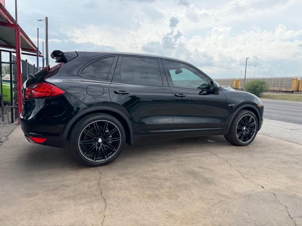 Porsche Cayenne Hybrid S 2014