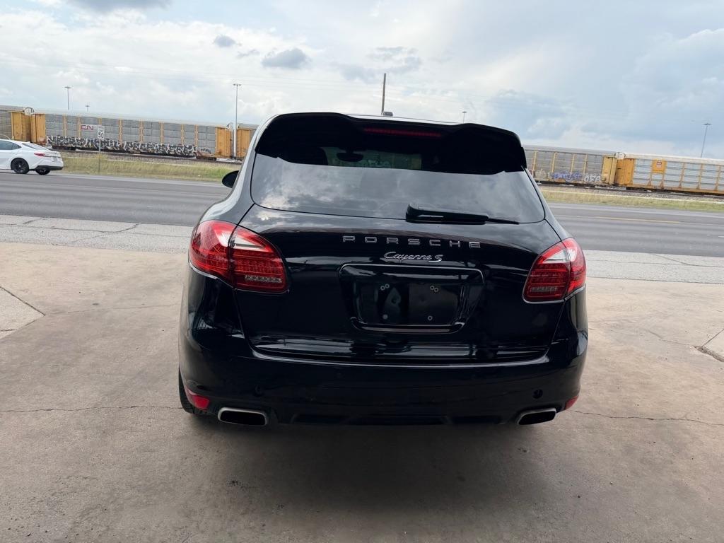 Porsche Cayenne Hybrid S 2014