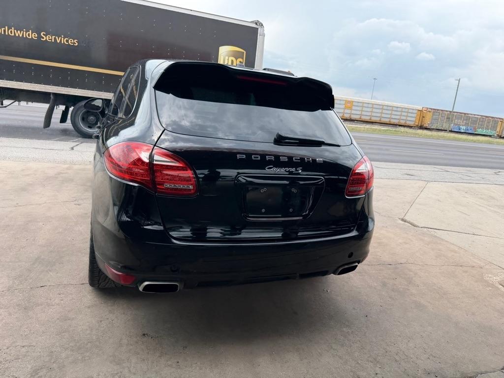 Porsche Cayenne Hybrid S 2014