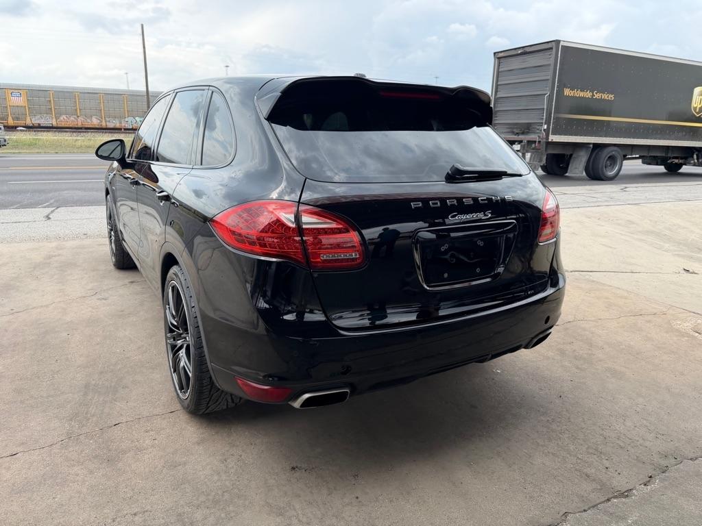 Porsche Cayenne Hybrid S 2014