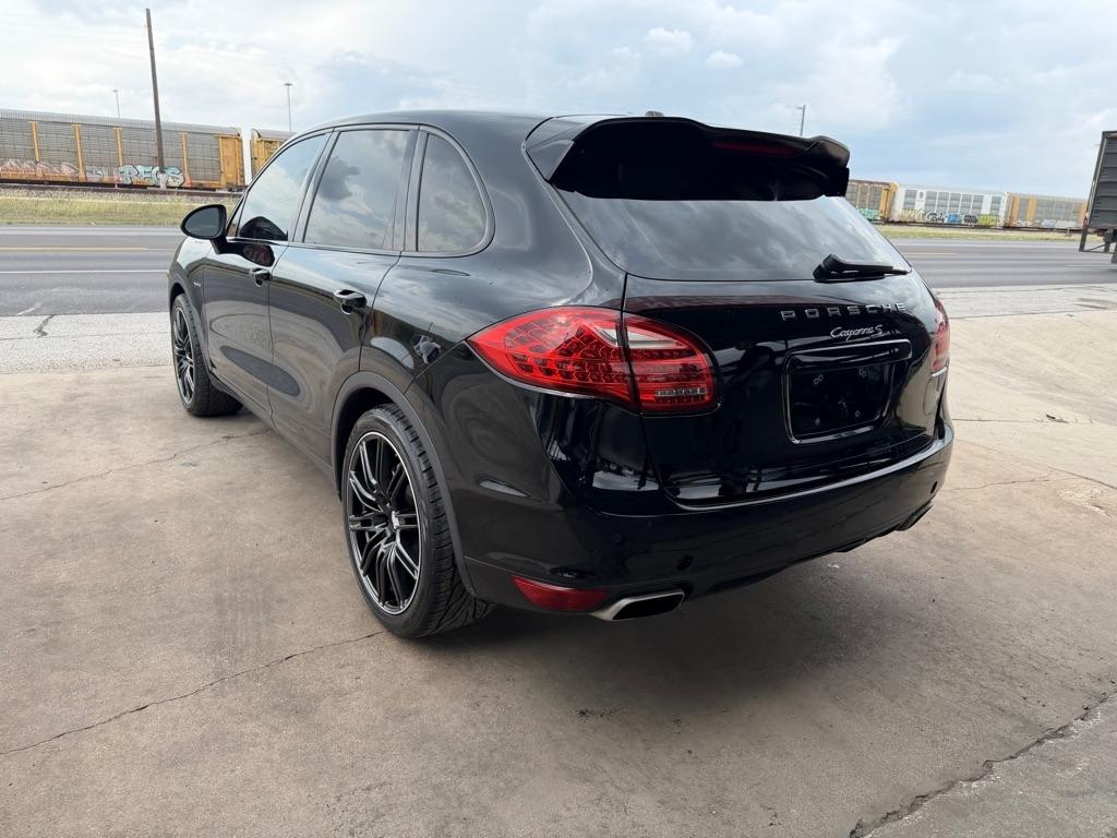 Porsche Cayenne Hybrid S 2014