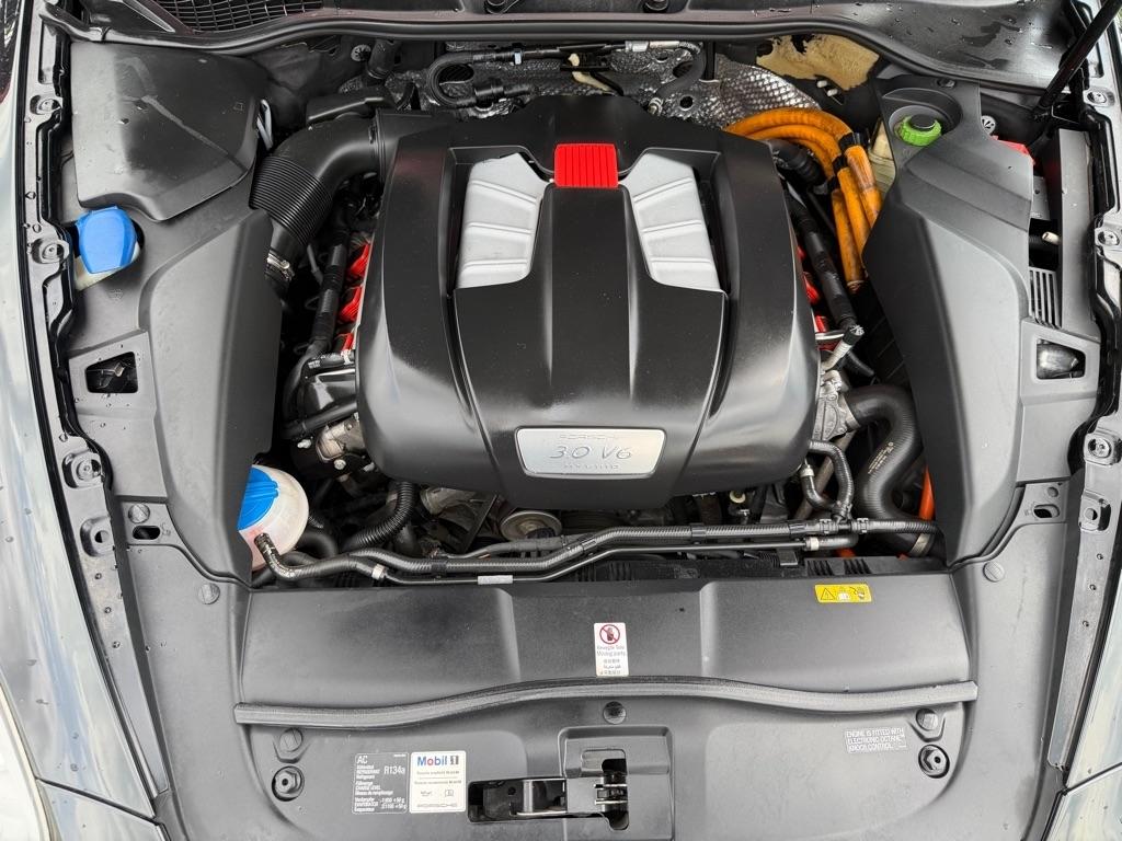 Porsche Cayenne Hybrid S 2014