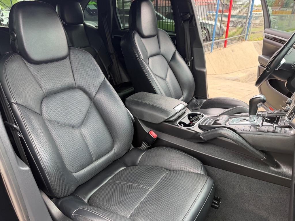 Porsche Cayenne Hybrid S 2014