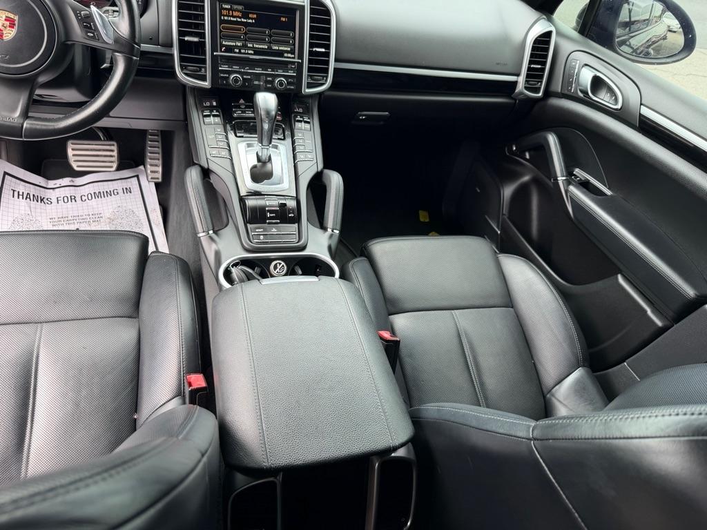 Porsche Cayenne Hybrid S 2014