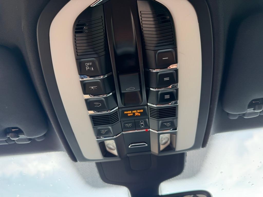 Porsche Cayenne Hybrid S 2014