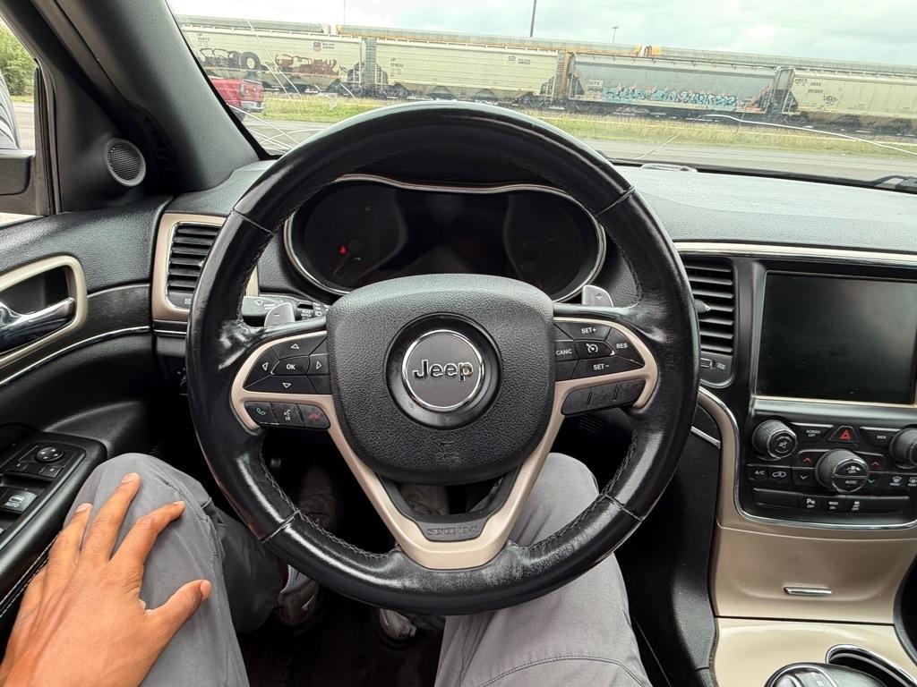 Jeep Grand Cherokee Limited 2WD 2015