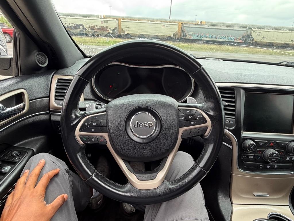 Jeep Grand Cherokee Limited 2WD 2015