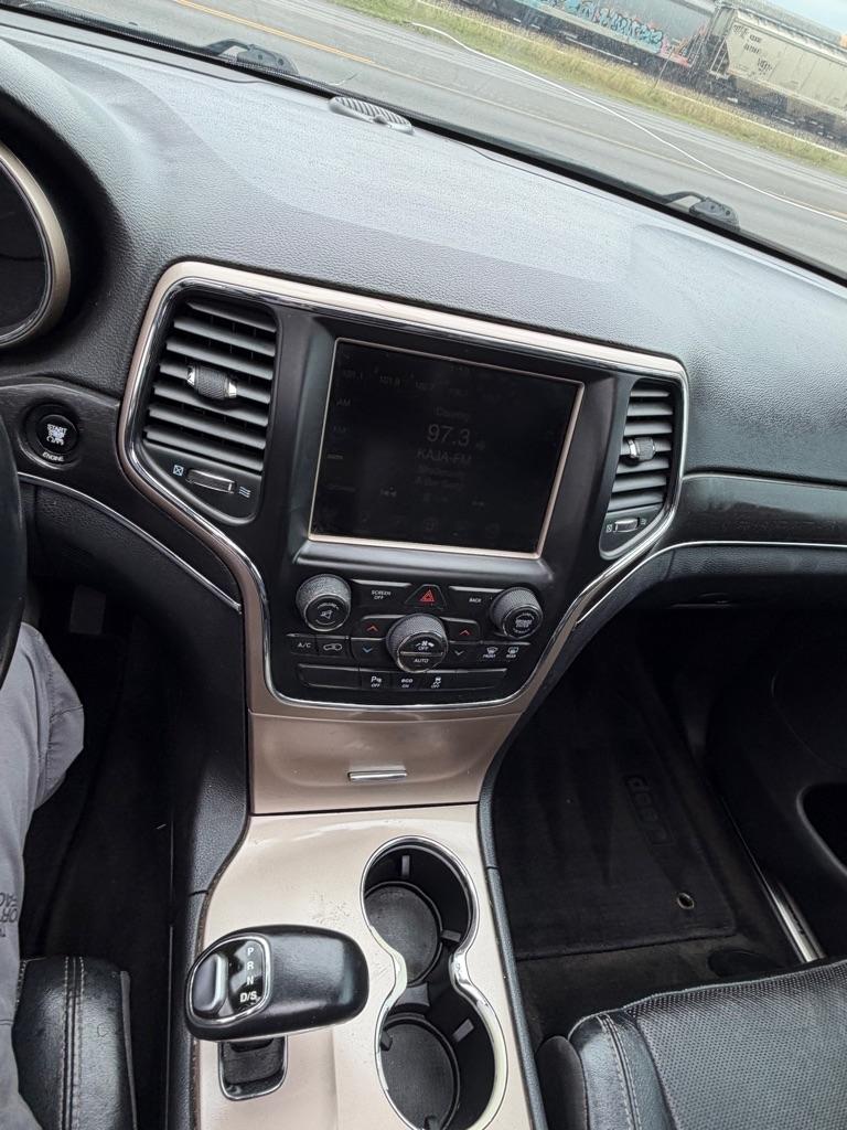 Jeep Grand Cherokee Limited 2WD 2015