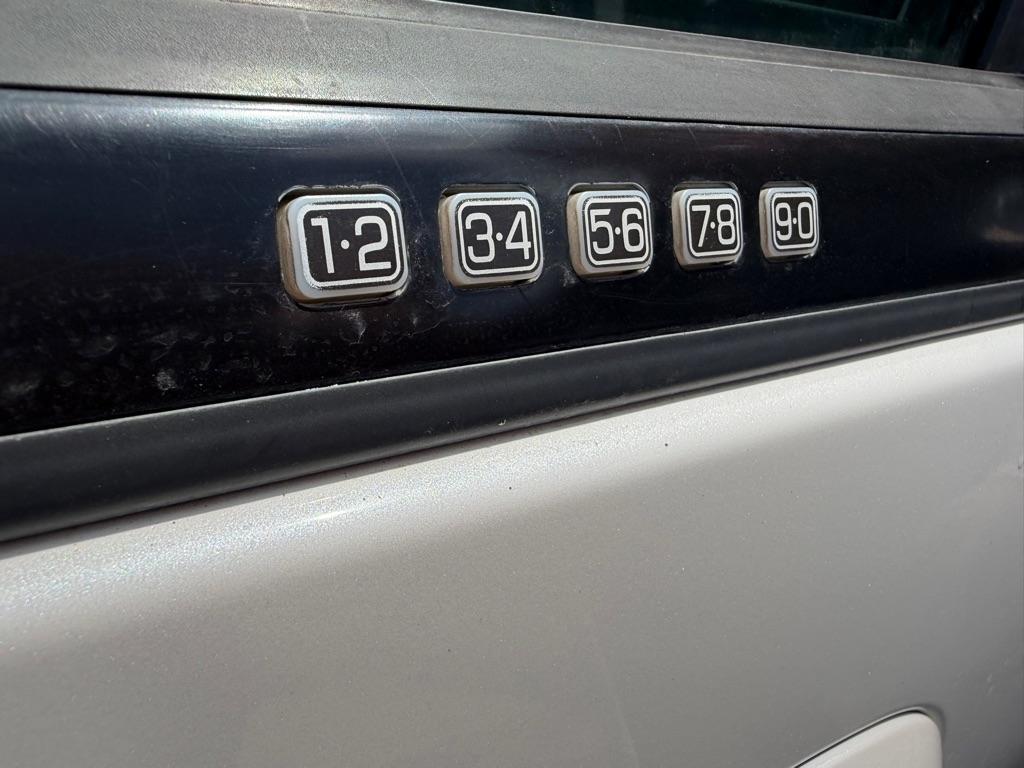 Ford Expedition EL King Ranch 4WD 2012