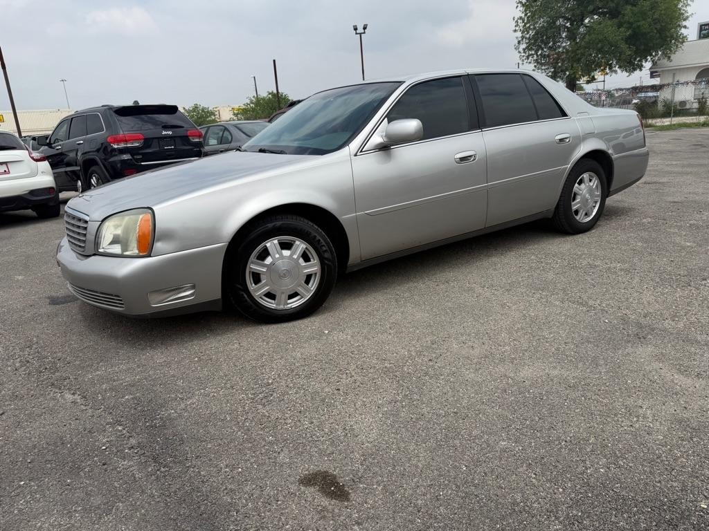 2005 Cadillac DeVille Sedan